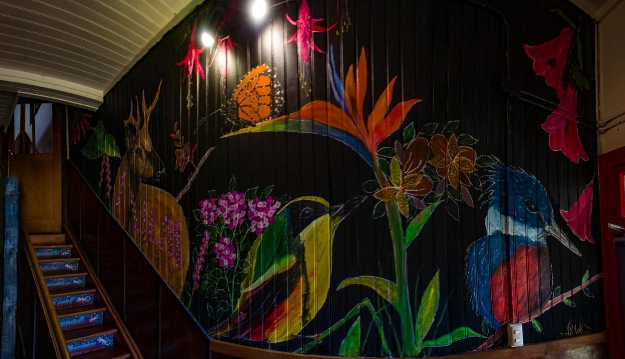 Hostal Casa Margouya Puerto Varas Exterior foto
